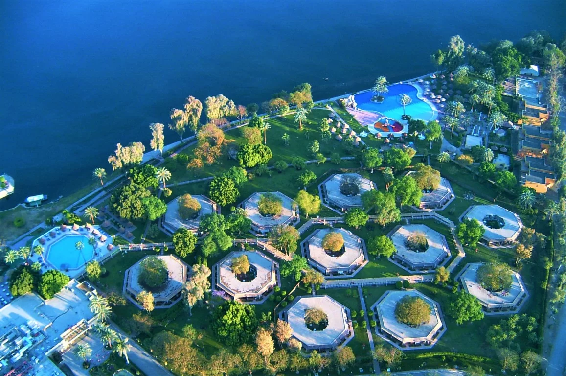 Hotelanlage auf Kings Island aus der Vogelperspektive