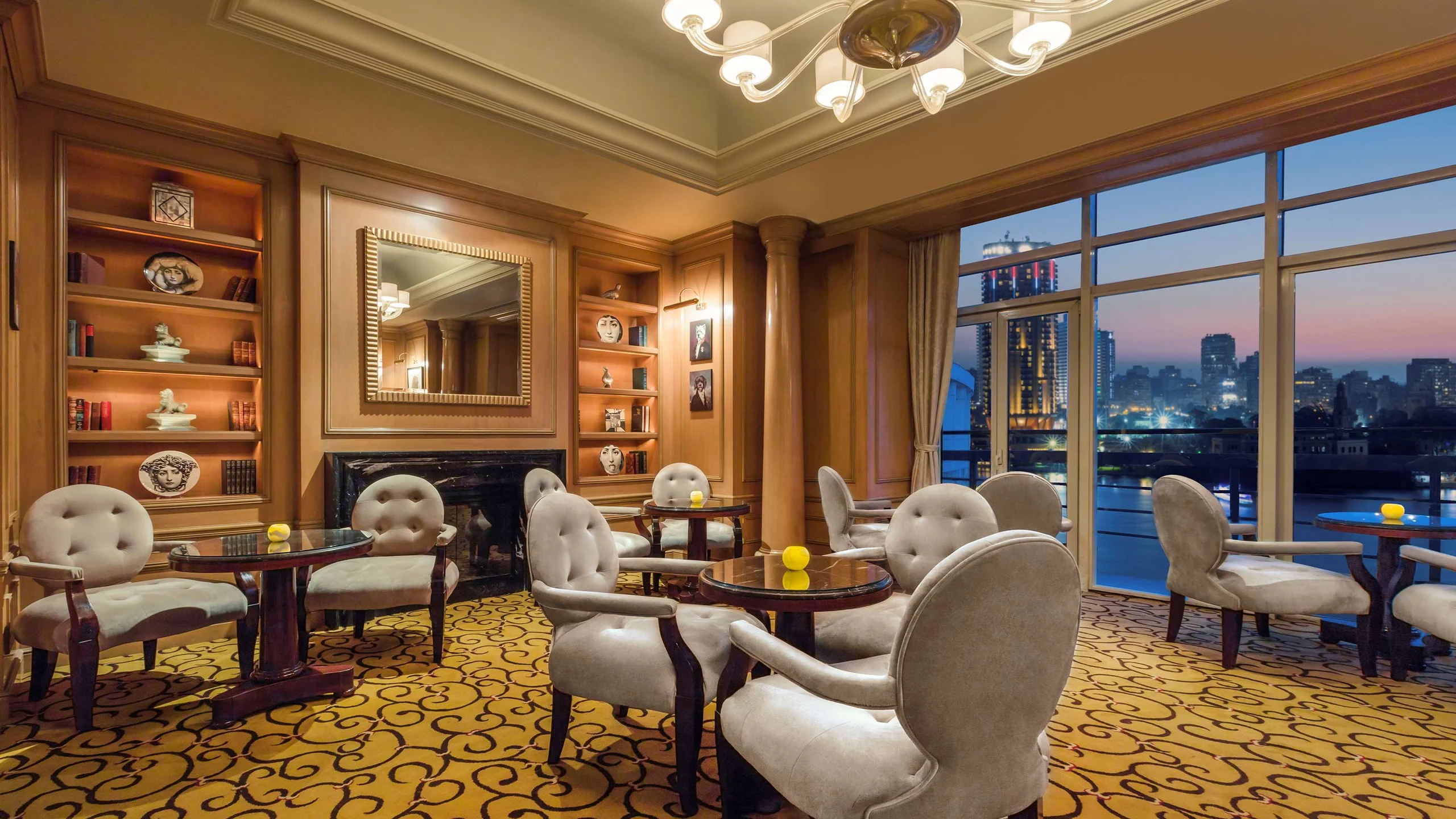 Kempinski Nile Hotel Cairo – Lounge mit Nilblick