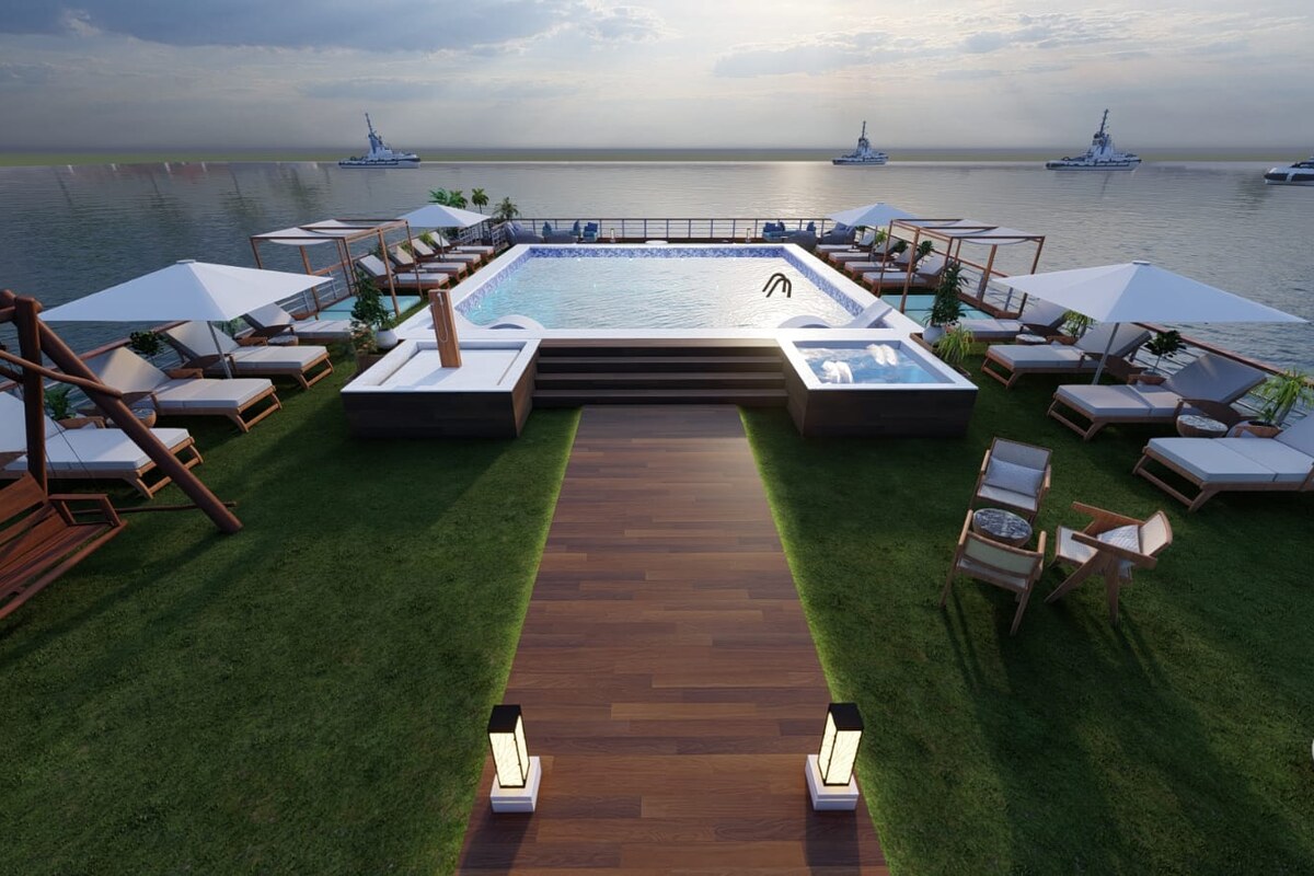 M/S City and Sea Adonis – Pool und Sonnendeck