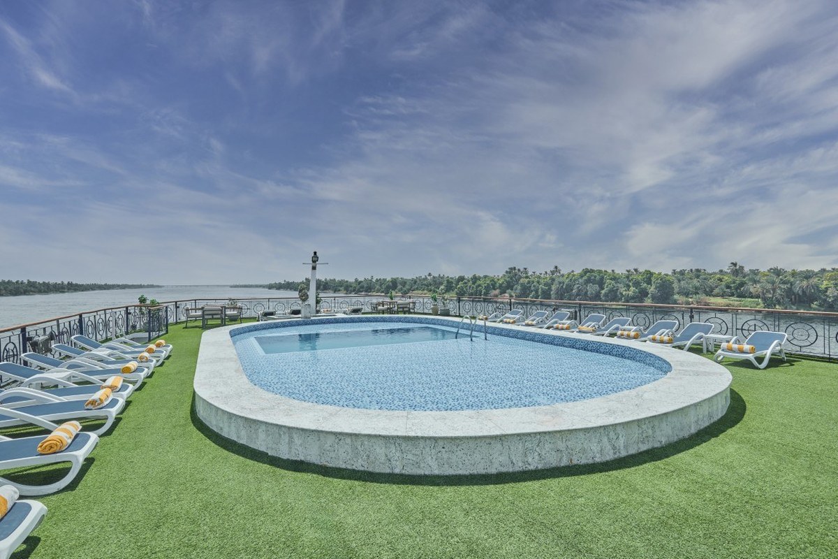 M/S Blue Shadow II oder IV – Blue Shadow IV – Pool