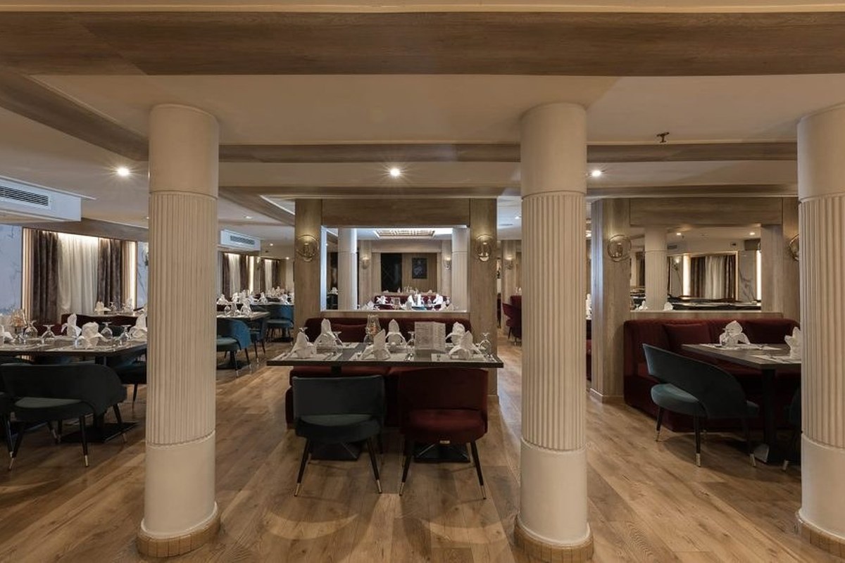 M/S Royal Beau Rivage – Restaurant